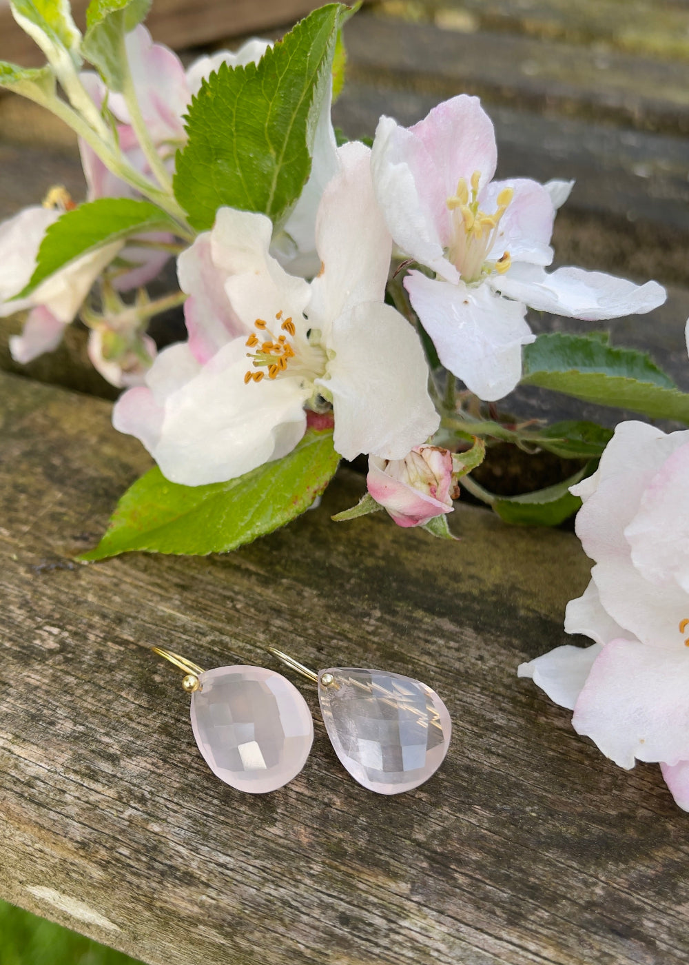 Boucles d'oreilles "Tear drop" en Quartz Rose