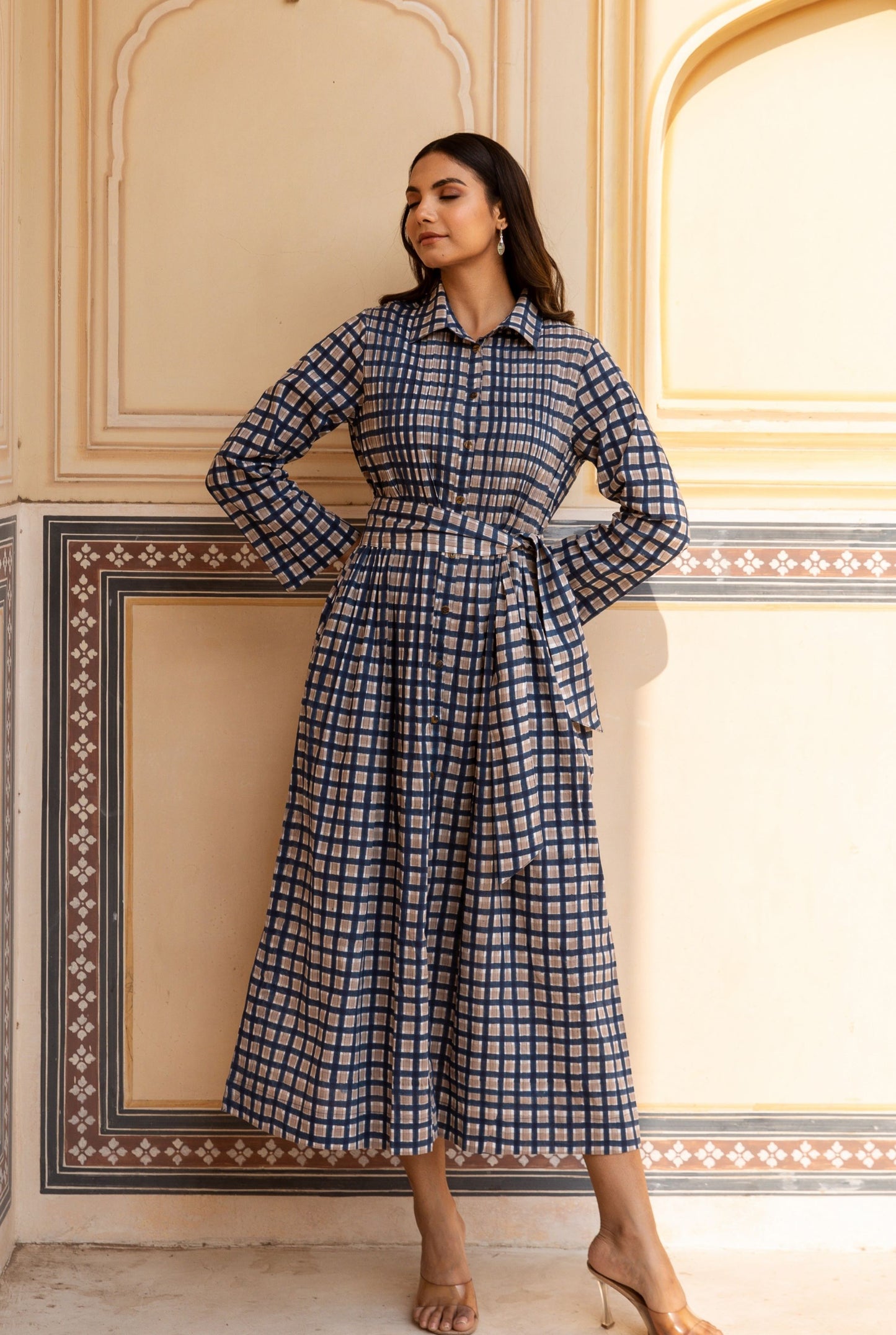 ROBE RAJA CHECK