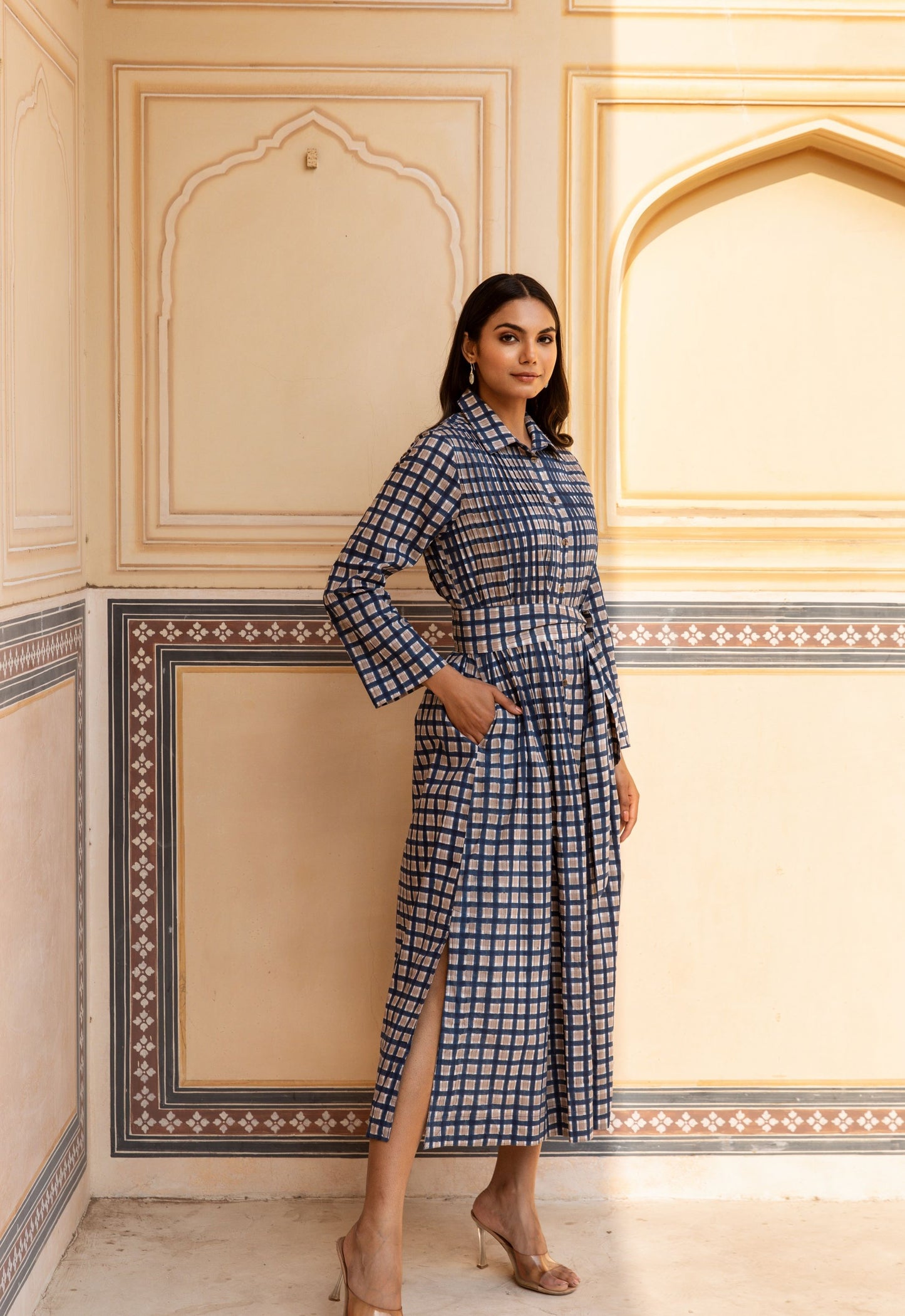 ROBE RAJA CHECK