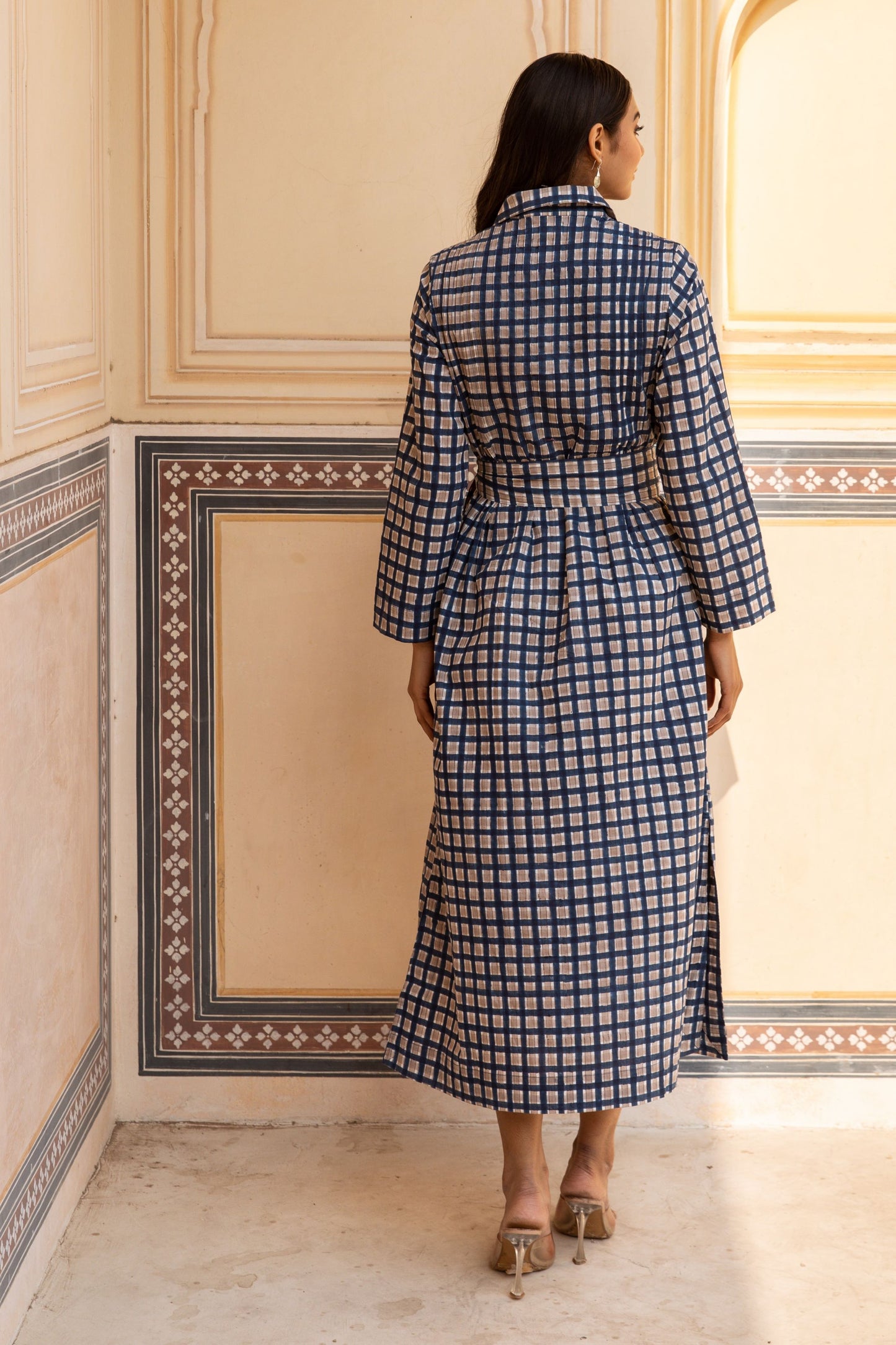 ROBE RAJA CHECK