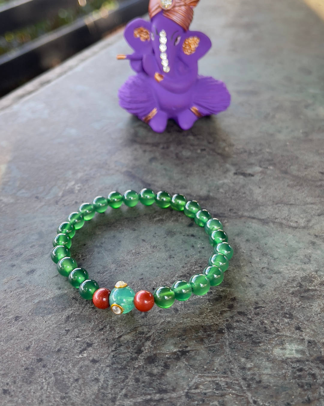 Bracelet en Onyx Vert – Équilibre & Ancrage