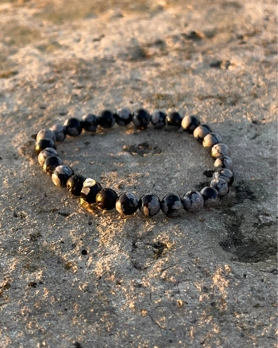 Bracelet en Obsidienne Neige – Protection, Ancrage et Clarté intérieure – 6 mm