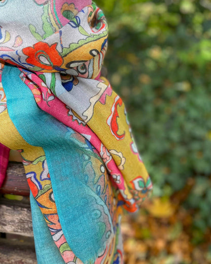Paisley Wool and Silk Shawl – Soft, Lightweight and Colorful 70 x 190 cm
