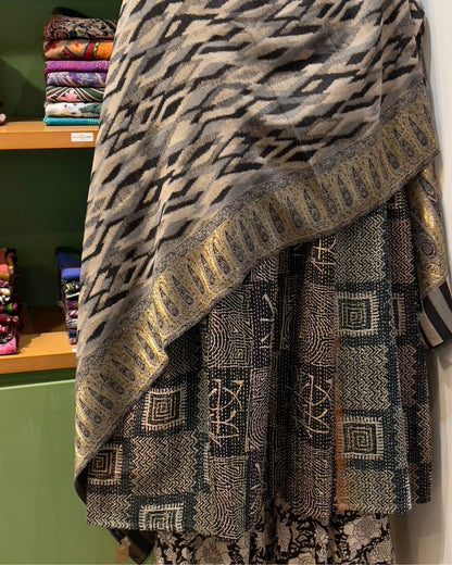 Grand Châle en Laine et Lurex TRADITIONNEL Noir – 100 x 200 cm